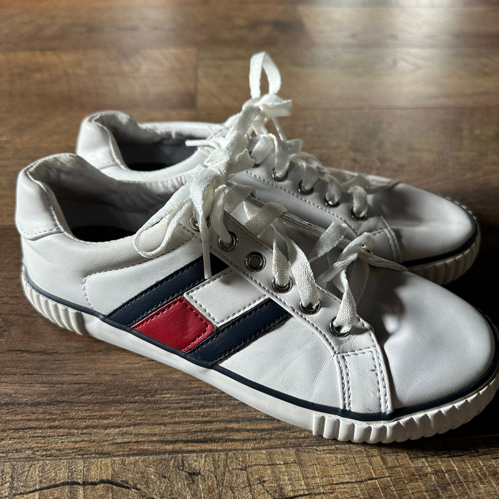 Women's Tommy Hilfiger Sneakers Size 5 White Red Blue